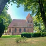 Kirche Dorf Mecklenburg
